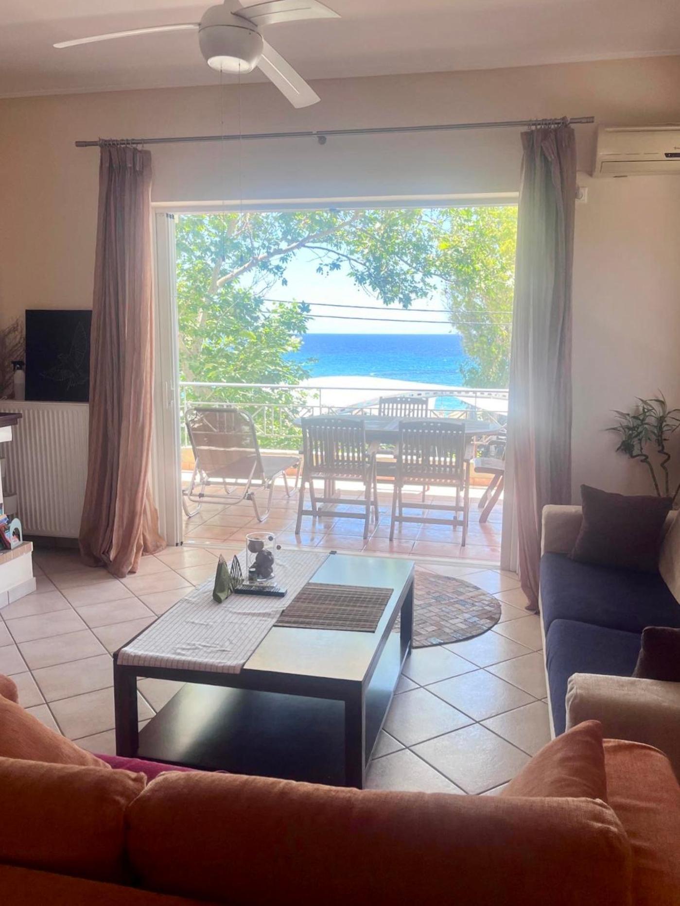 הוילה אתונה Chloe'S Sunrise Beach House מראה חיצוני תמונה