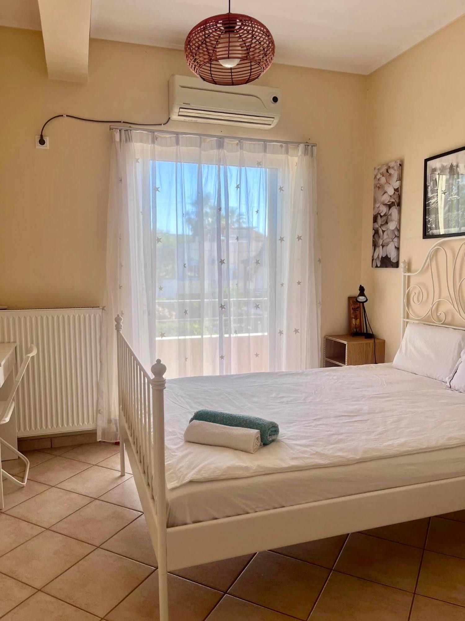 הוילה אתונה Chloe'S Sunrise Beach House מראה חיצוני תמונה